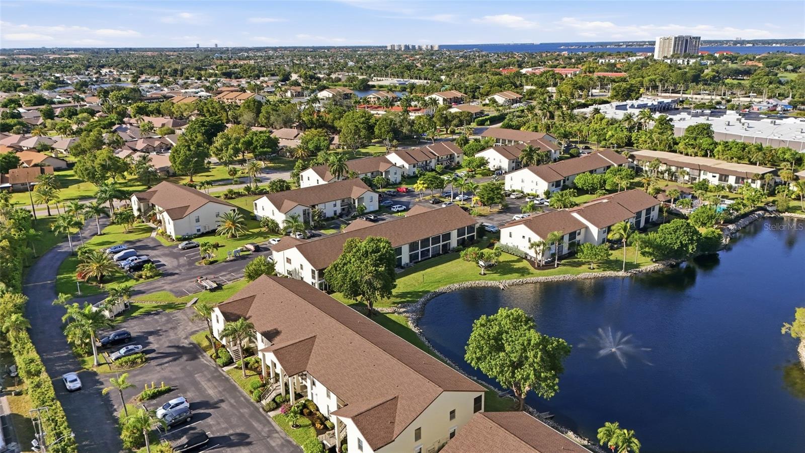 Image 45 of 47 For 9270 Lake Park Drive 201