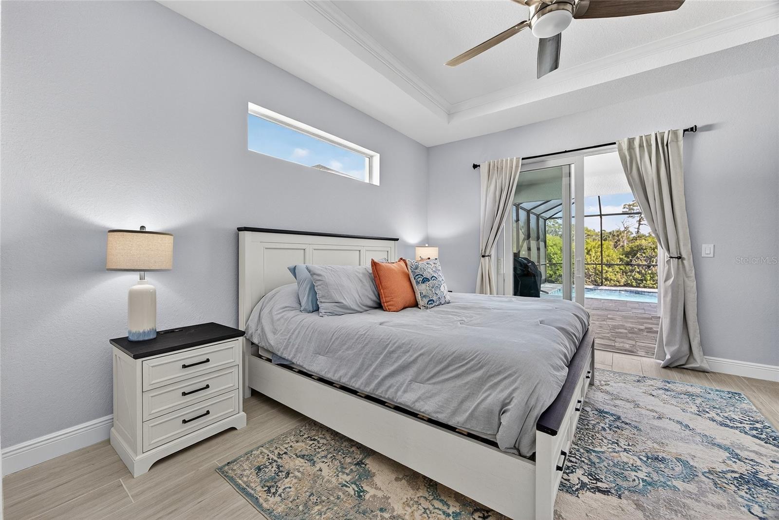 Listing photo id 14 for 1411 Liggett Circle