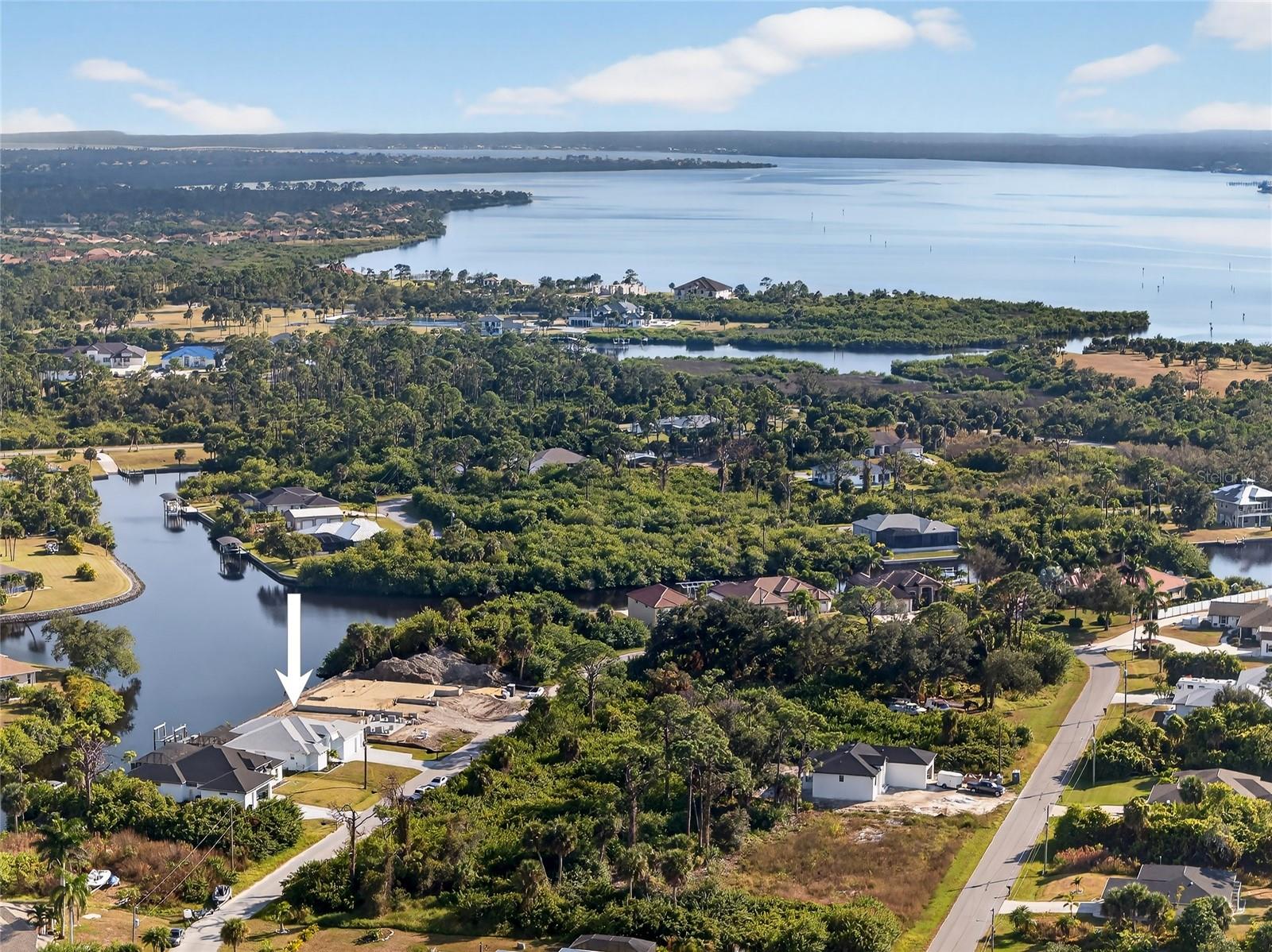 Listing photo id 33 for 1411 Liggett Circle