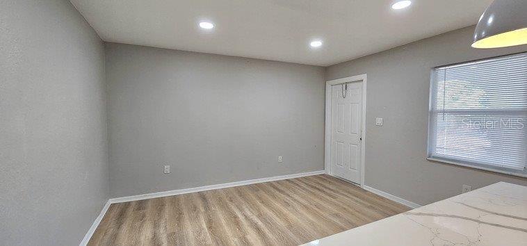 Image 22 of 34 For 4387 Sibley Bay Street S-c