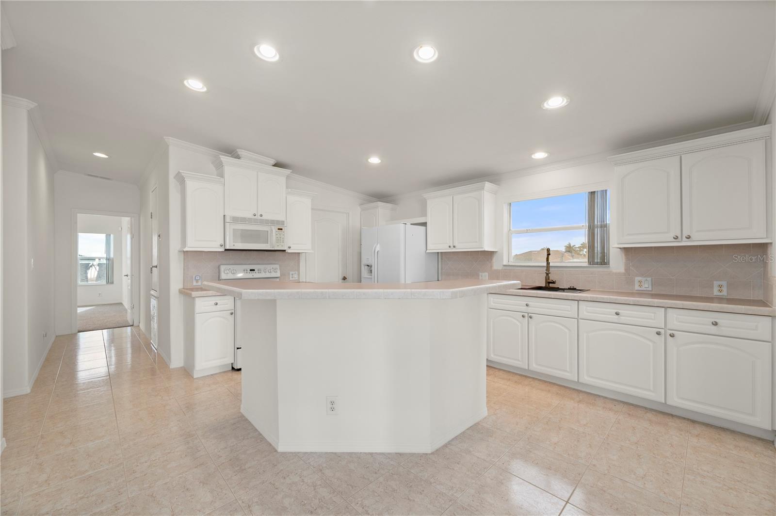 Image 12 of 70 For 67 Windmill Boulevard