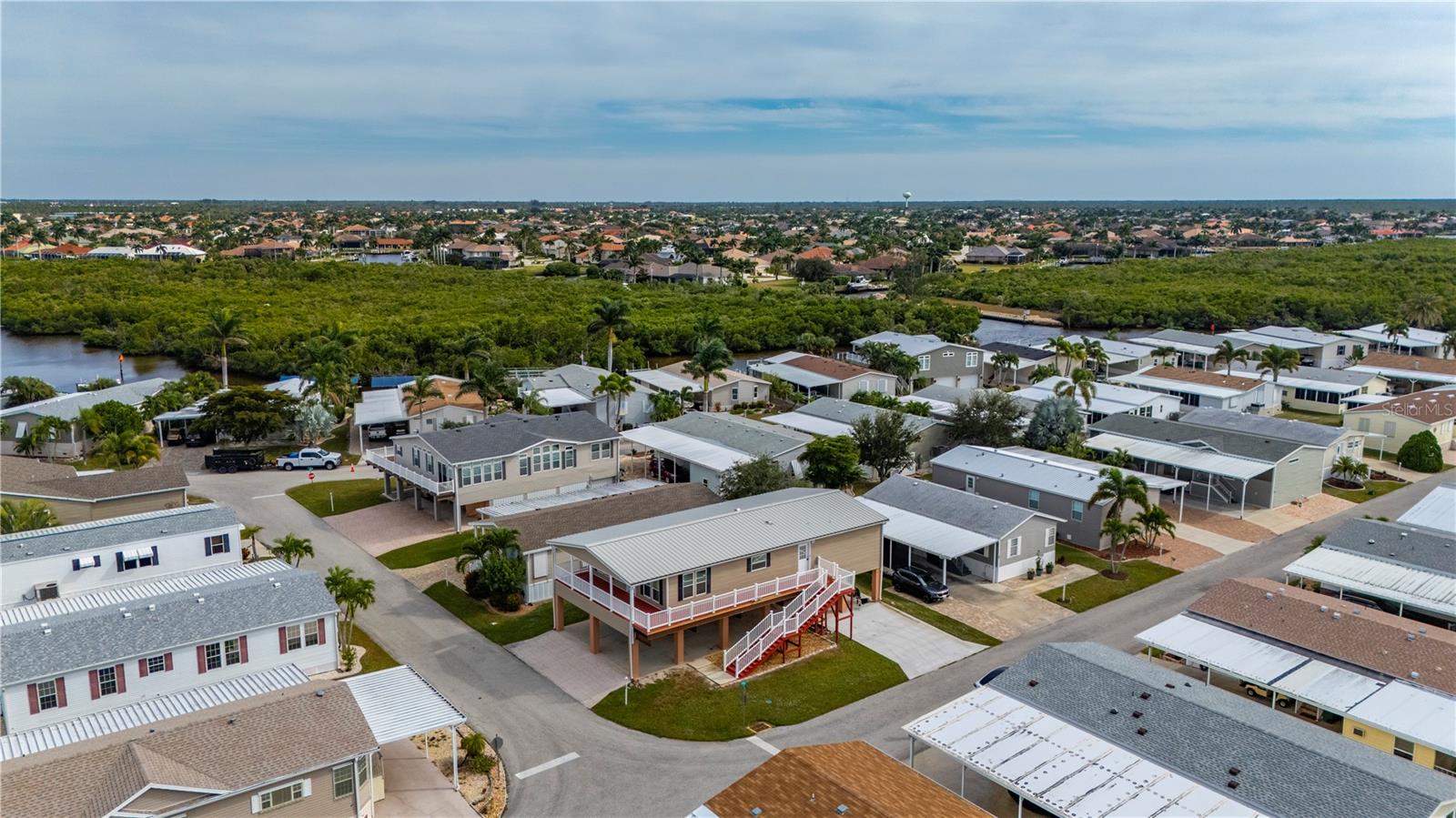 Image 40 of 70 For 67 Windmill Boulevard