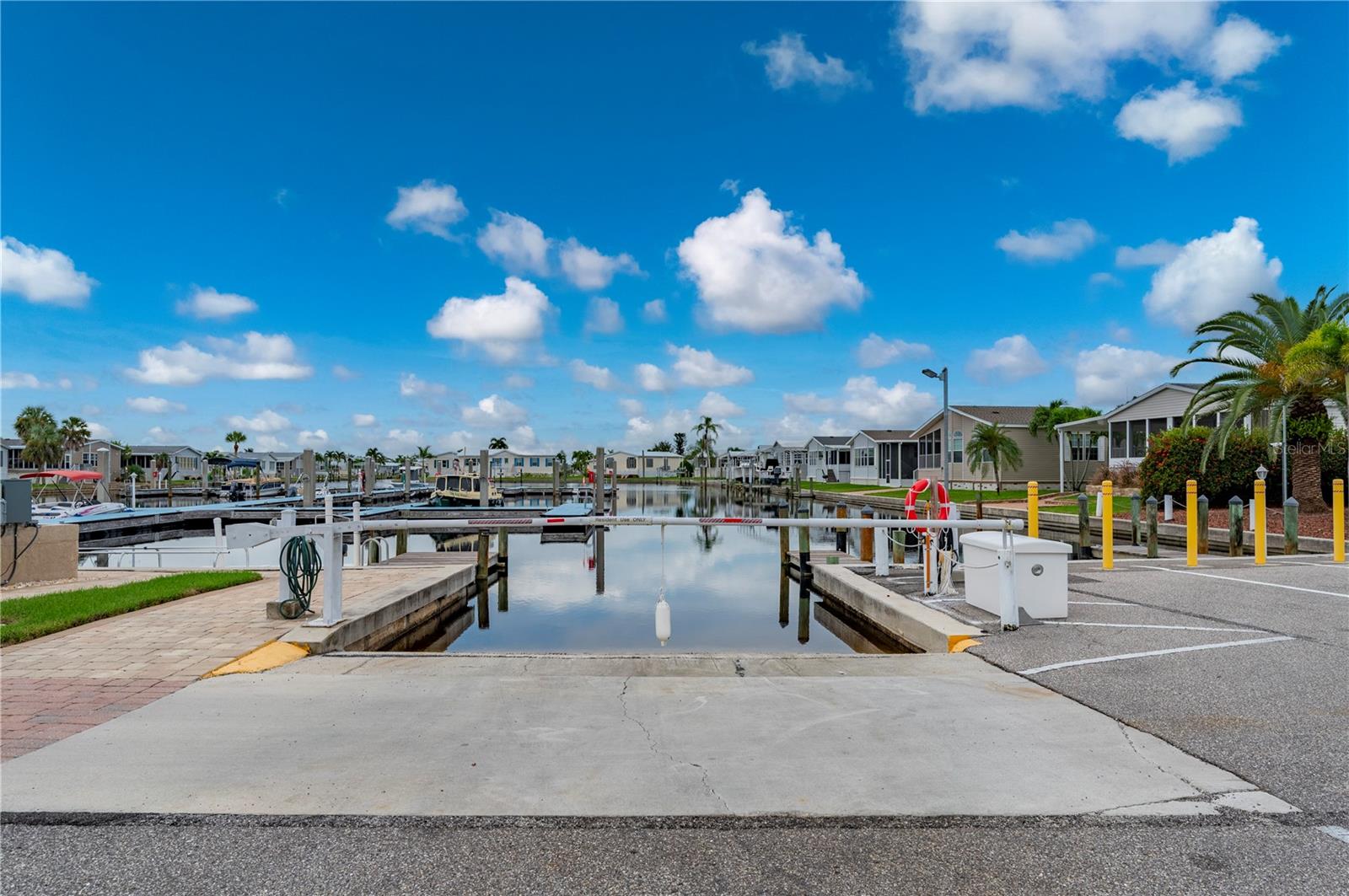 Image 56 of 70 For 67 Windmill Boulevard