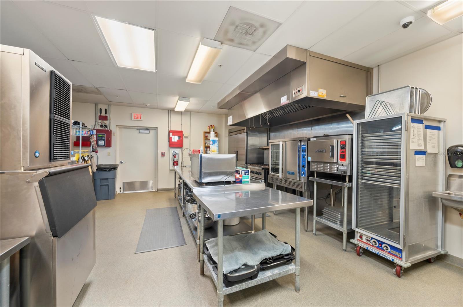 Image 60 of 70 For 67 Windmill Boulevard