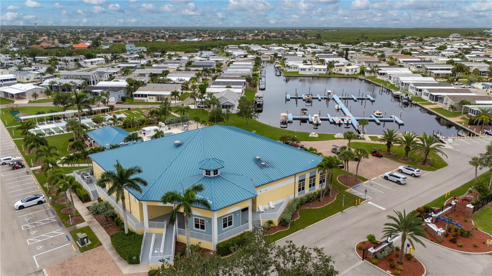 Image 61 of 70 For 67 Windmill Boulevard