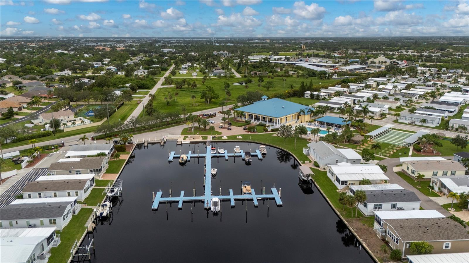 Image 66 of 70 For 67 Windmill Boulevard