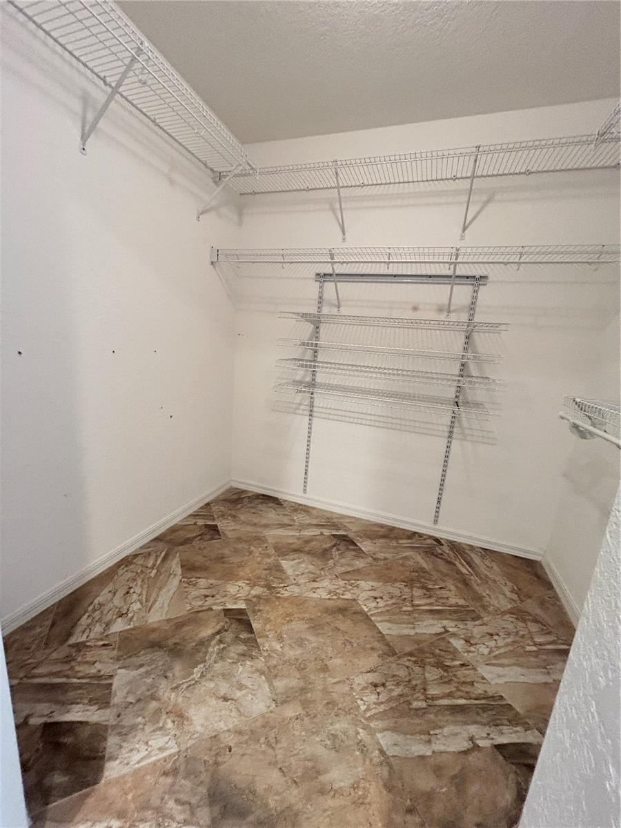 Image 10 of 45 For 19310 Water Oak Drive 201