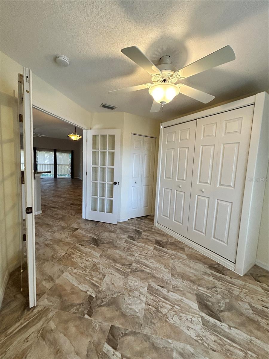 Image 19 of 45 For 19310 Water Oak Drive 201