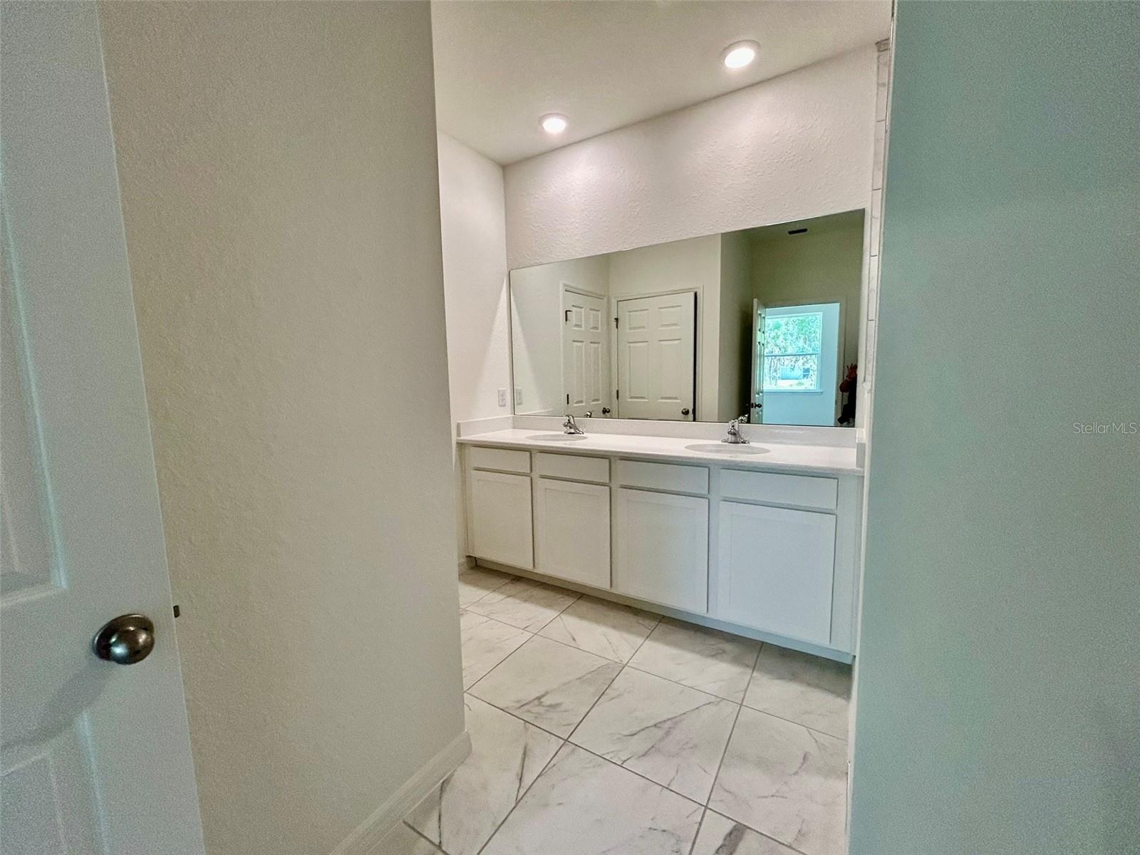 Image 11 of 24 For 2534 Longworthy Road