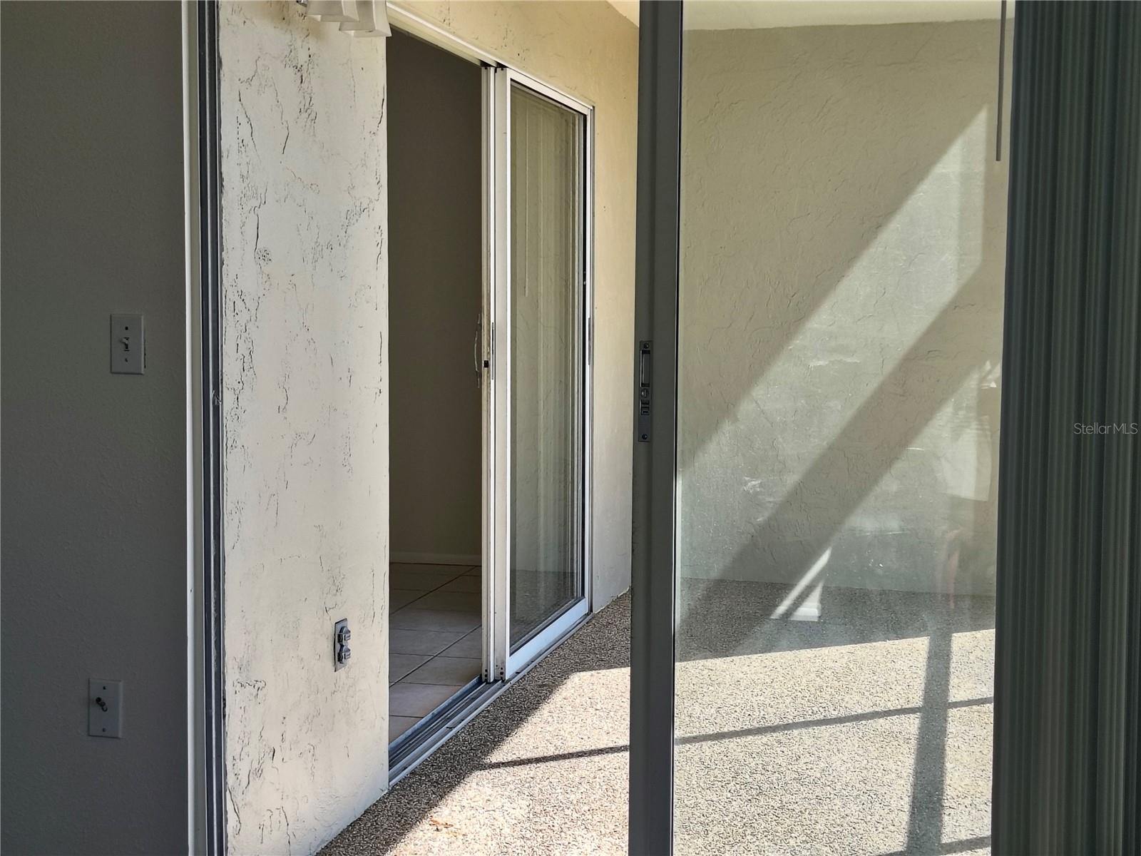 Image 23 of 30 For 1335 Mineo Drive C