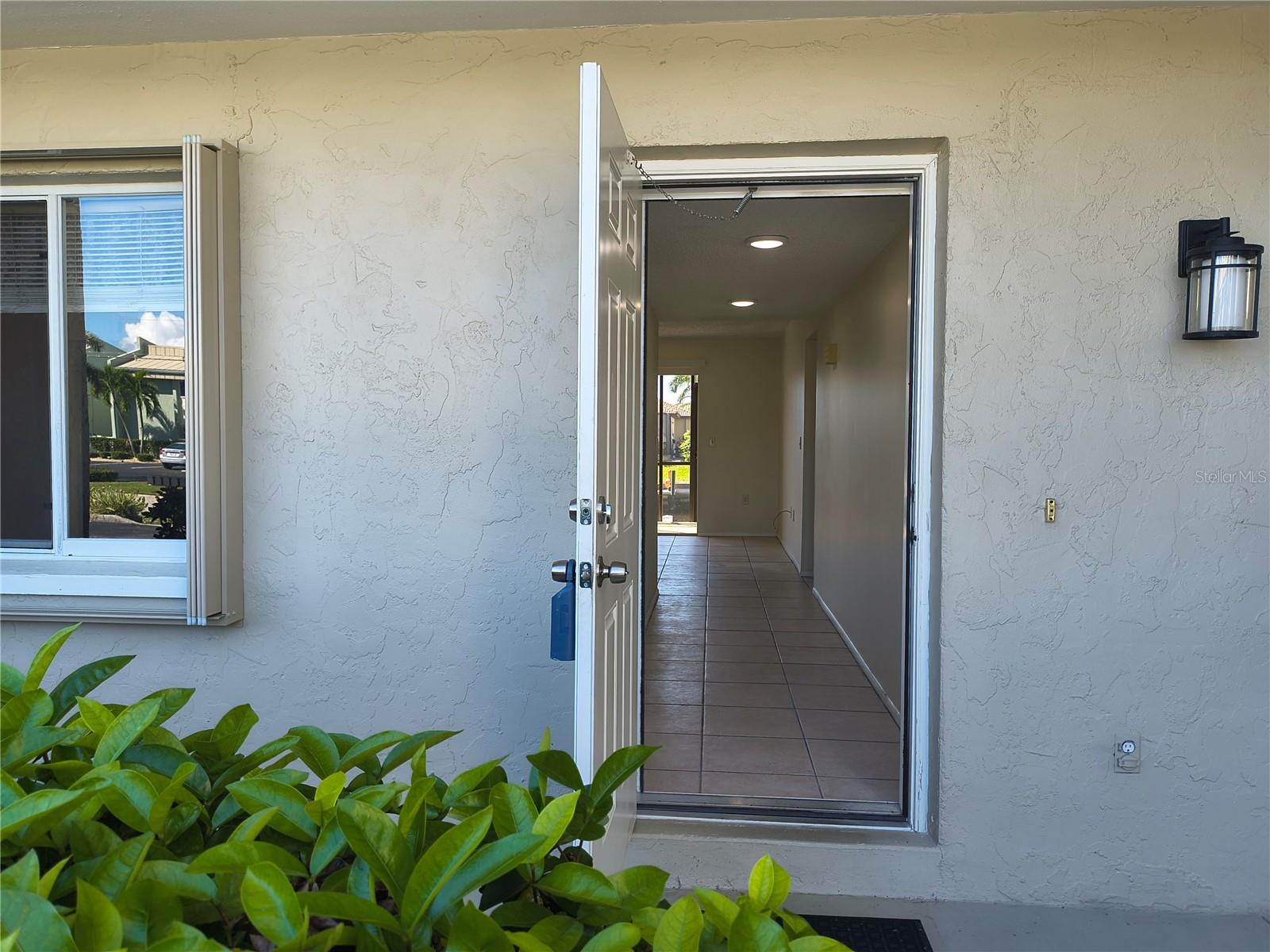 Image 3 of 30 For 1335 Mineo Drive C