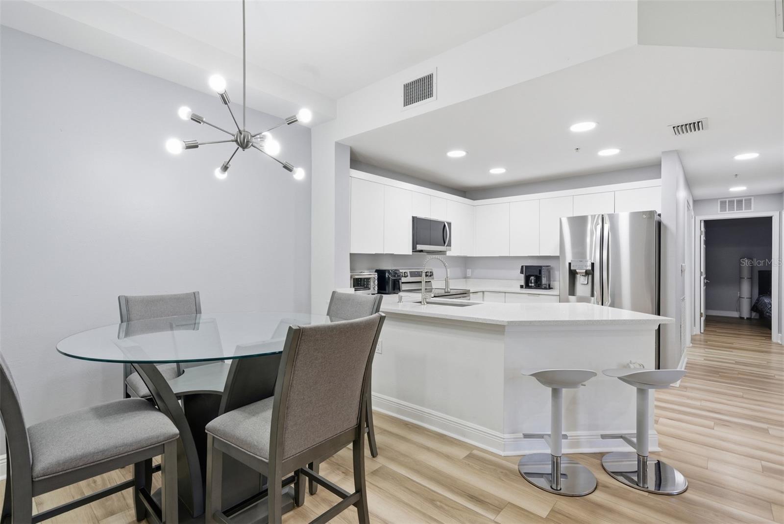 Image 17 of 45 For 3964 Pomodoro Circle 104