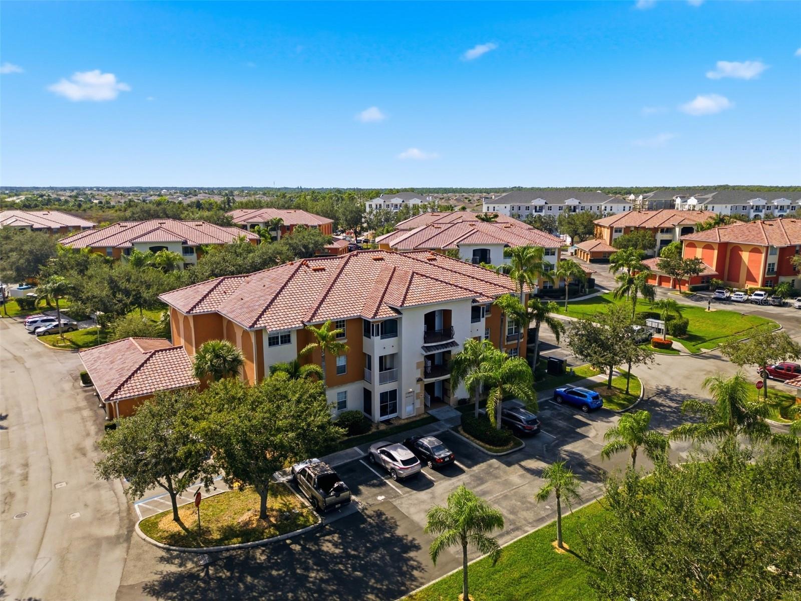 Image 30 of 45 For 3964 Pomodoro Circle 104