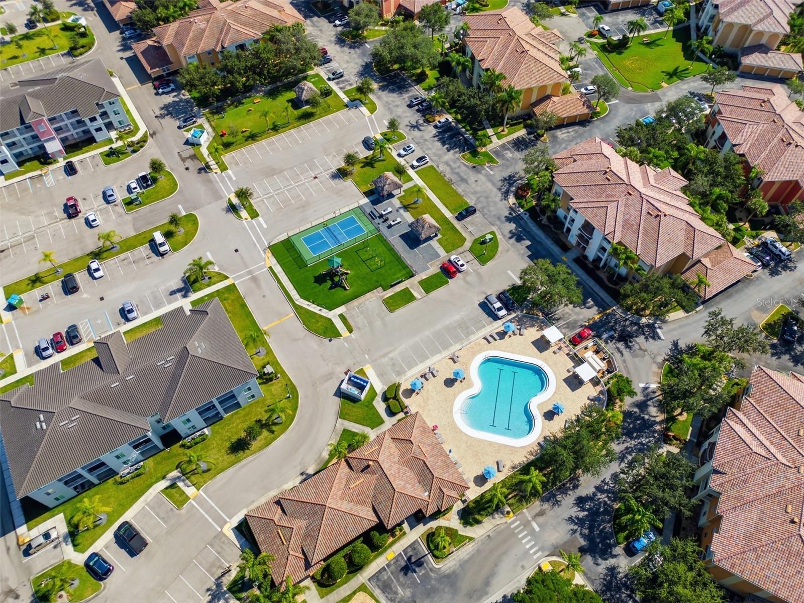 Image 34 of 45 For 3964 Pomodoro Circle 104