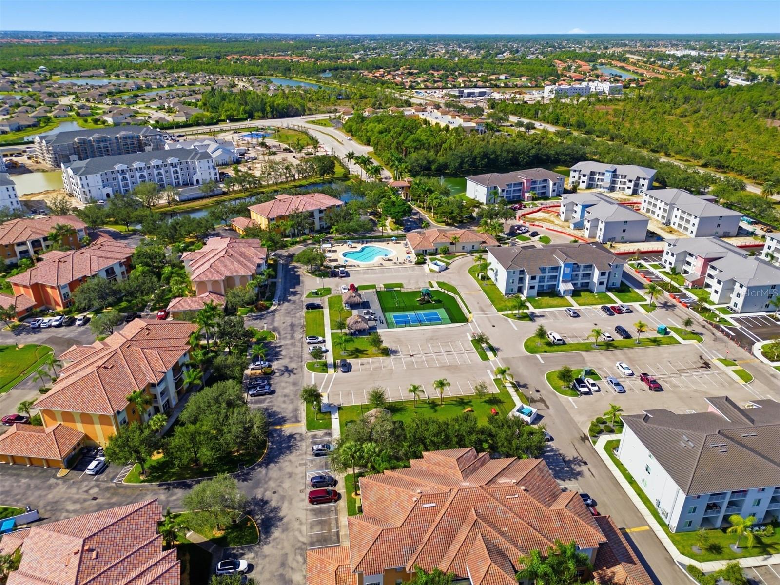 Image 40 of 45 For 3964 Pomodoro Circle 104