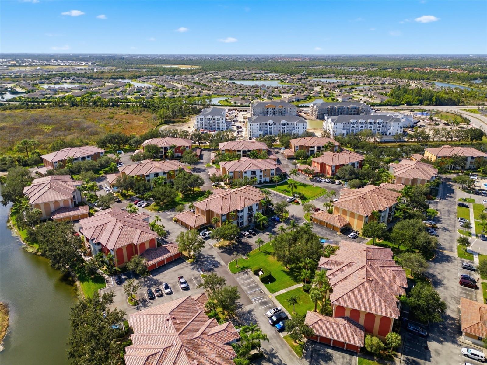 Image 41 of 45 For 3964 Pomodoro Circle 104