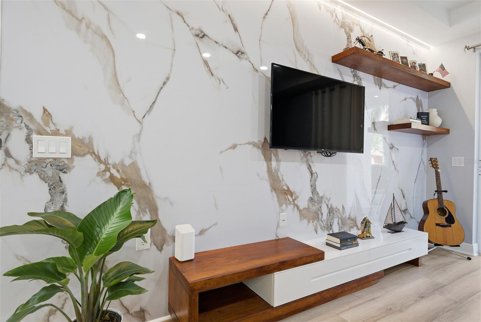 Image 9 of 45 For 3964 Pomodoro Circle 104