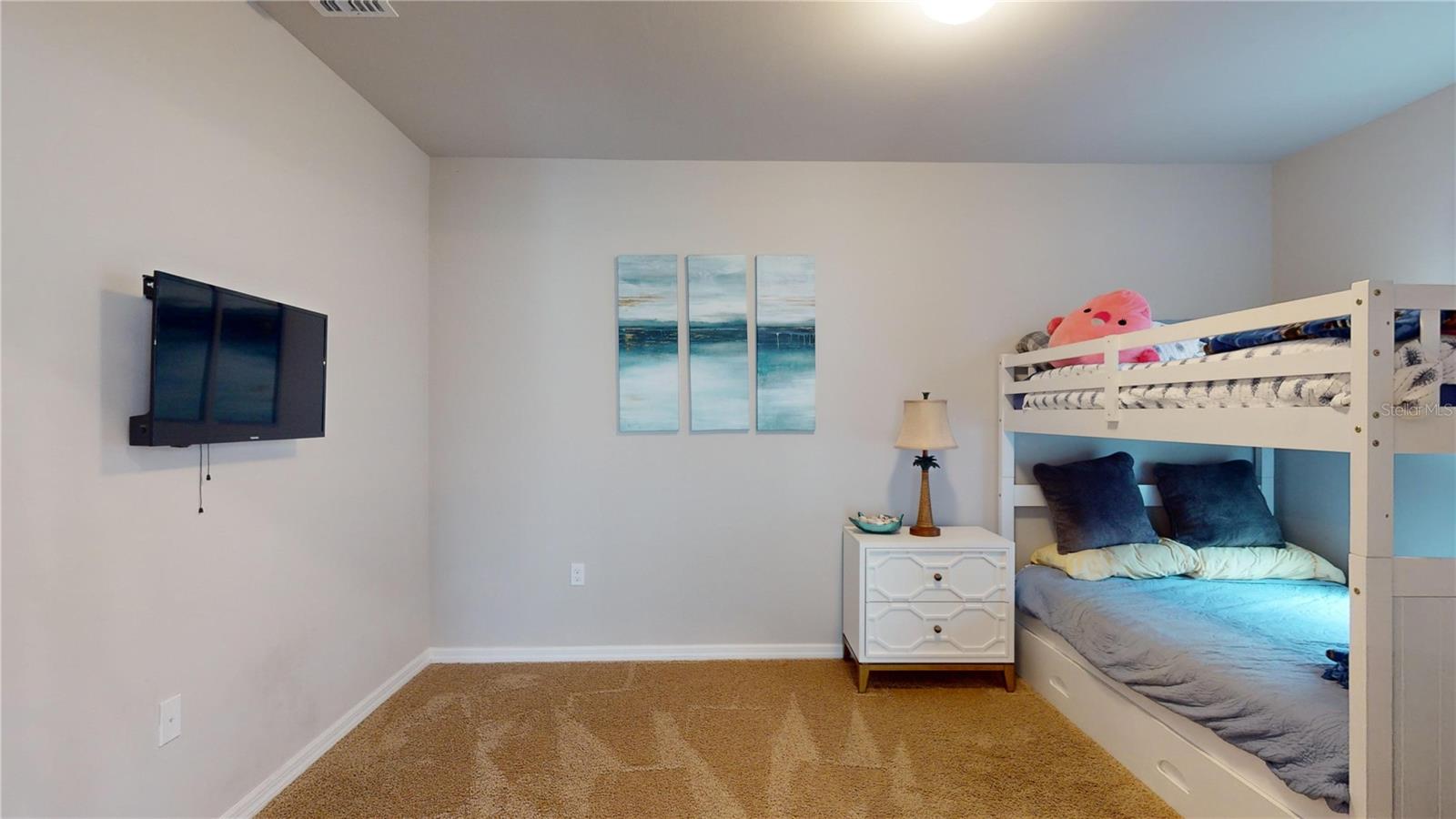 Image 23 of 45 For 7168 Lenox Circle