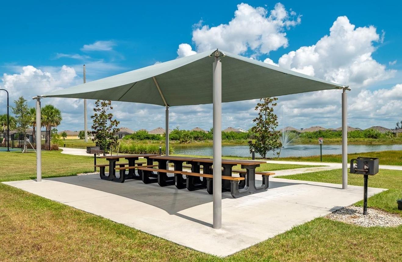 Image 39 of 45 For 7168 Lenox Circle