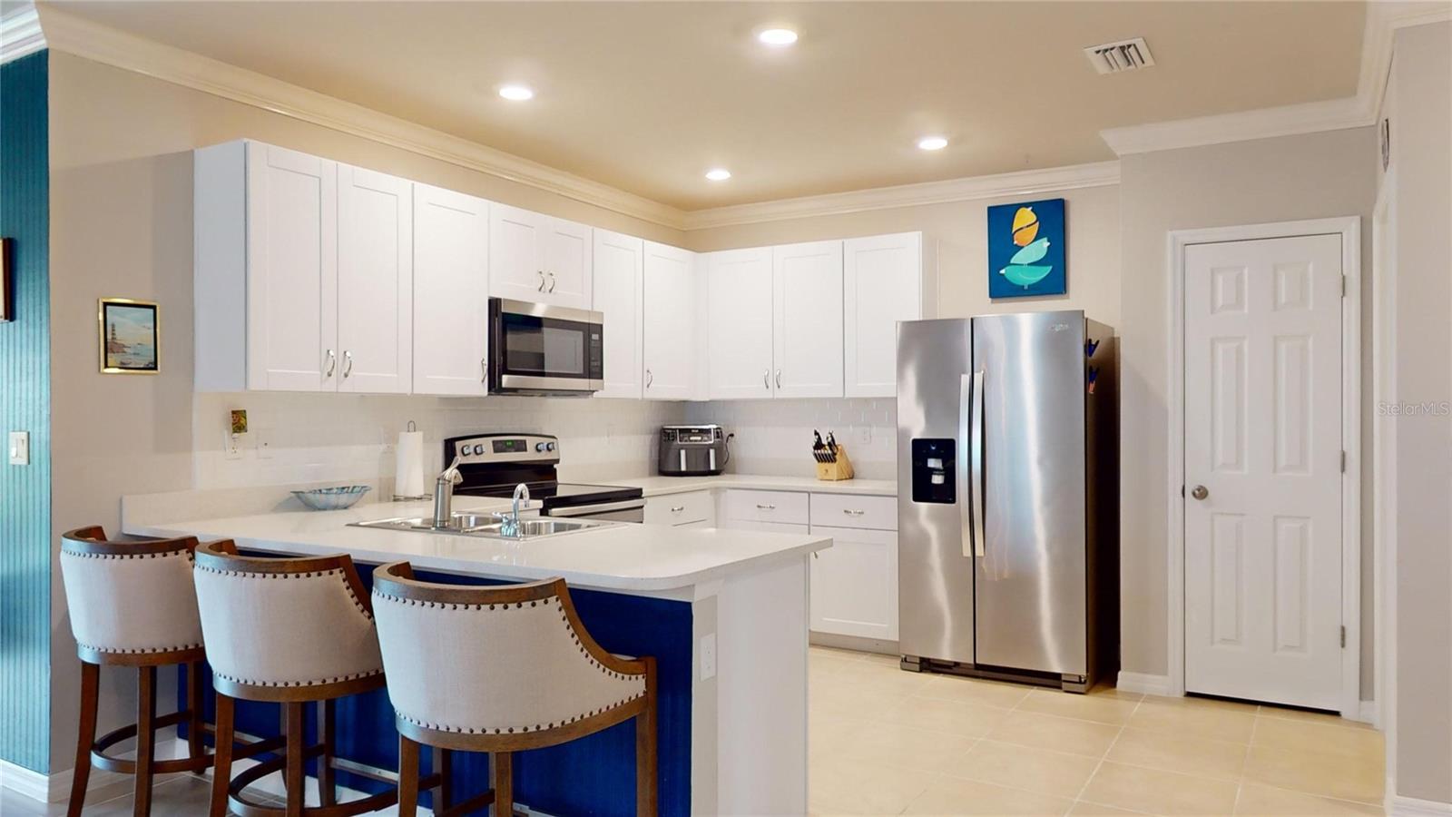 Image 5 of 45 For 7168 Lenox Circle