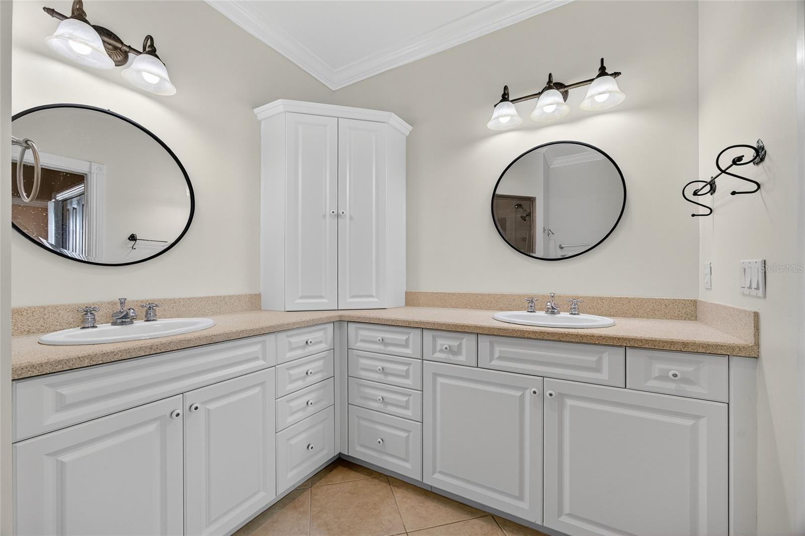 Image 14 of 36 For 3228 Wood Thrush Drive 113