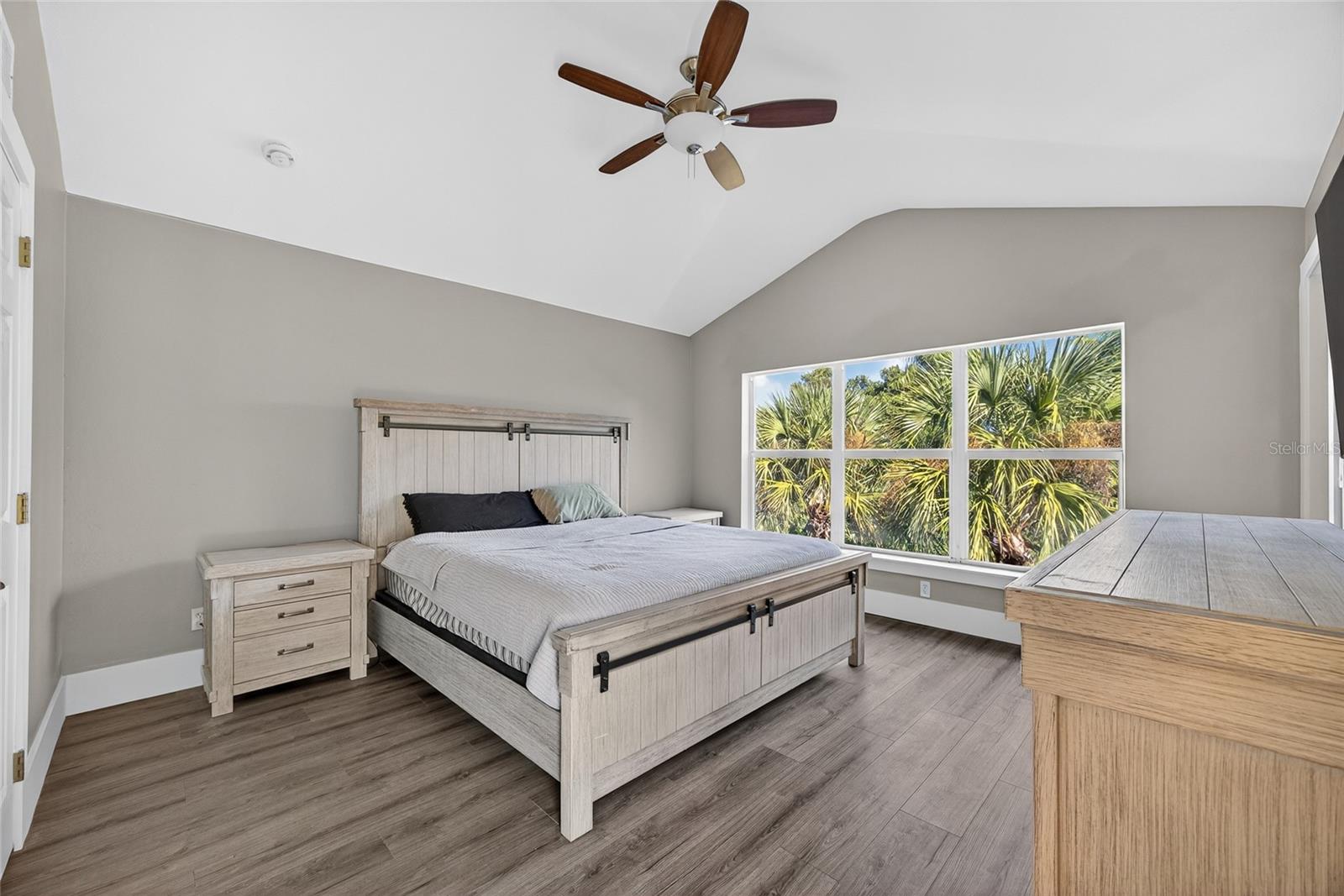 Image 16 of 35 For 8300 Village Edge Circle 1