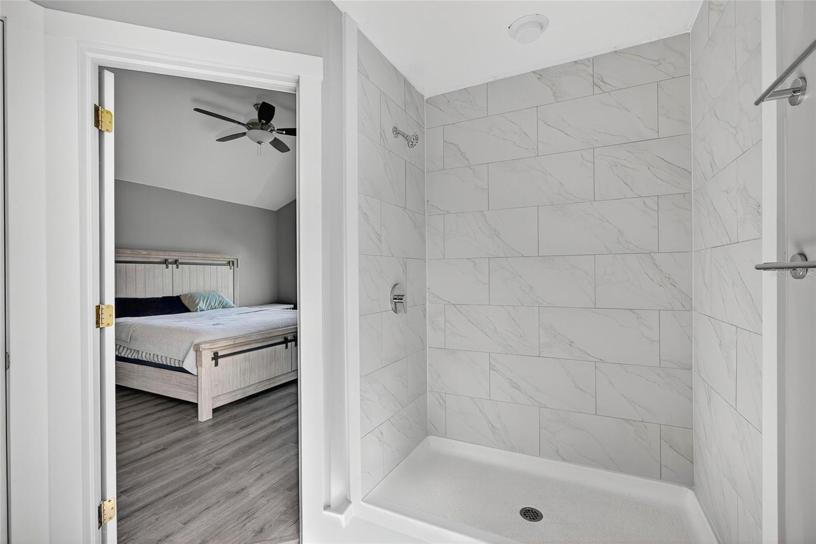 Image 18 of 35 For 8300 Village Edge Circle 1