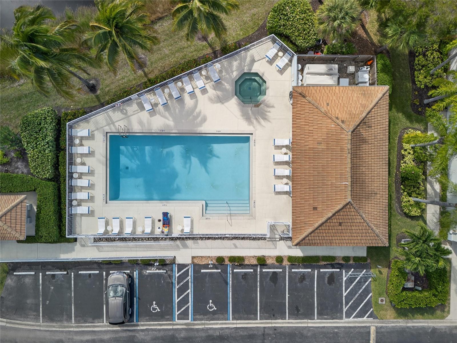 Image 33 of 35 For 8300 Village Edge Circle 1