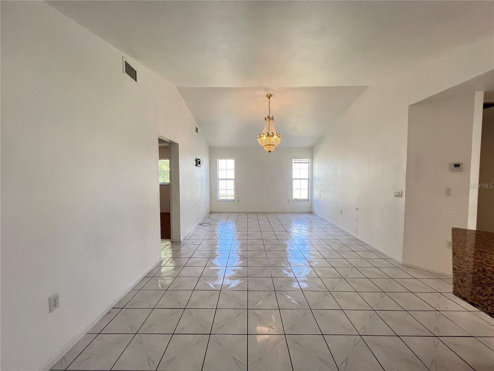 Image 11 of 43 For 23112 Gray Avenue