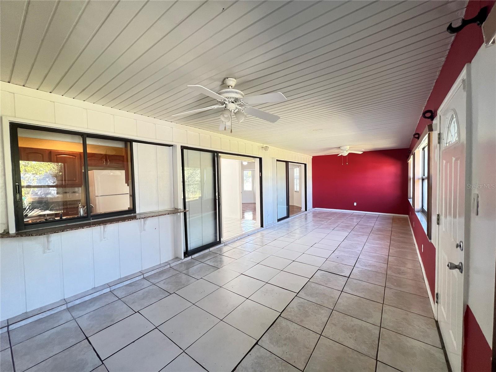 Image 23 of 43 For 23112 Gray Avenue