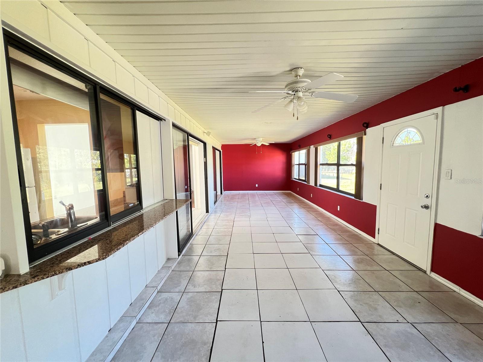 Image 24 of 43 For 23112 Gray Avenue