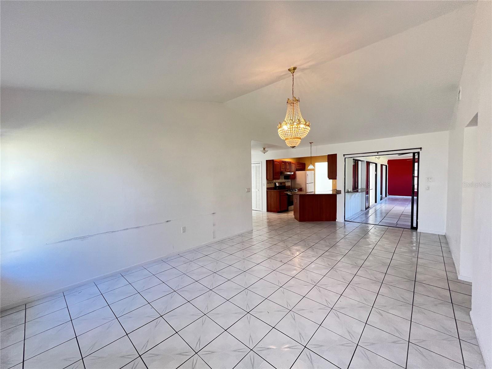 Image 27 of 43 For 23112 Gray Avenue