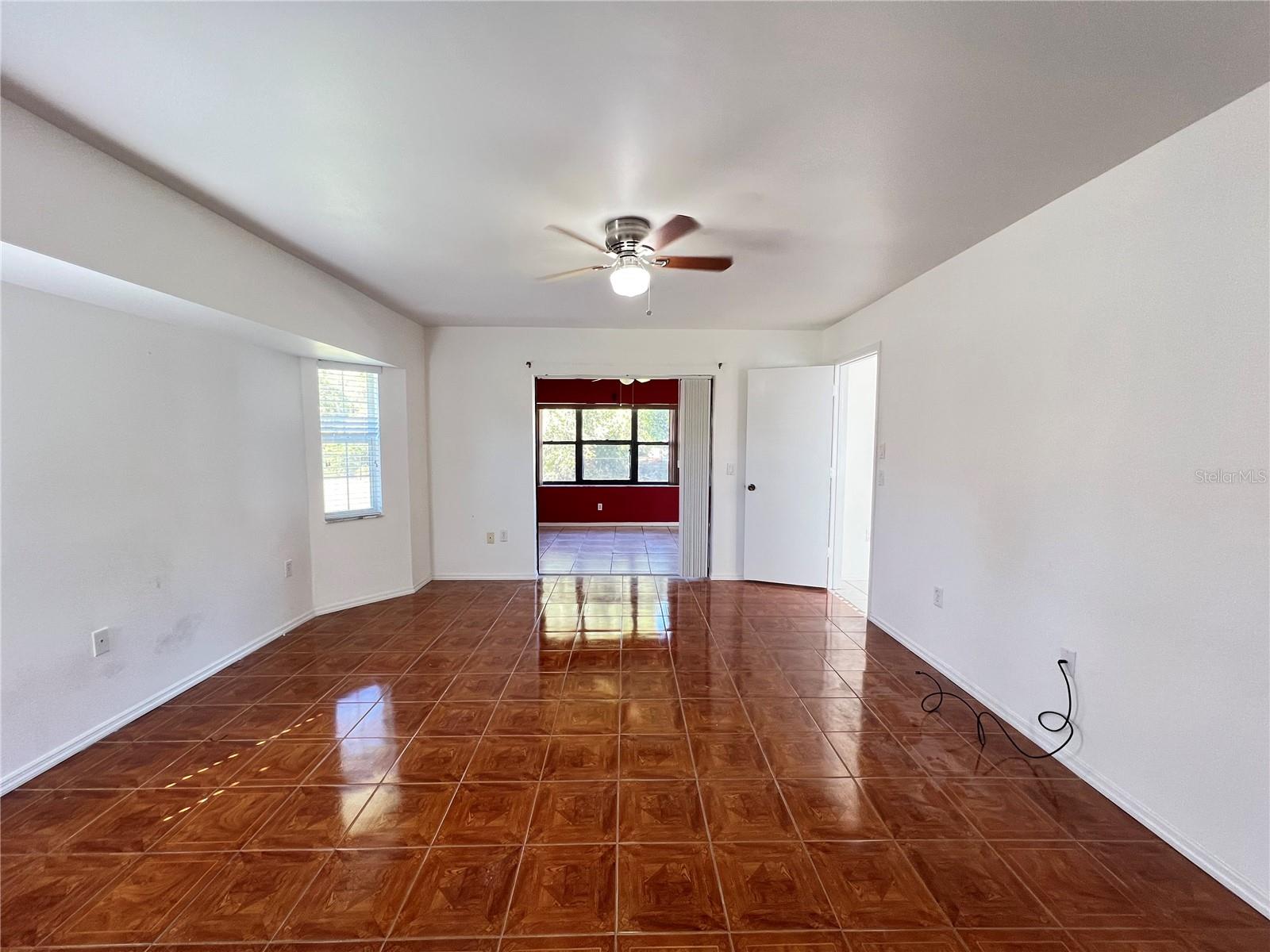 Image 34 of 43 For 23112 Gray Avenue