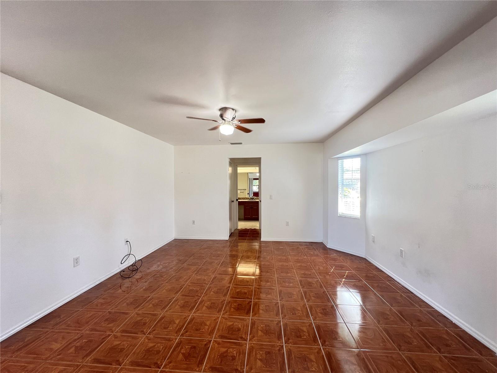 Image 37 of 43 For 23112 Gray Avenue