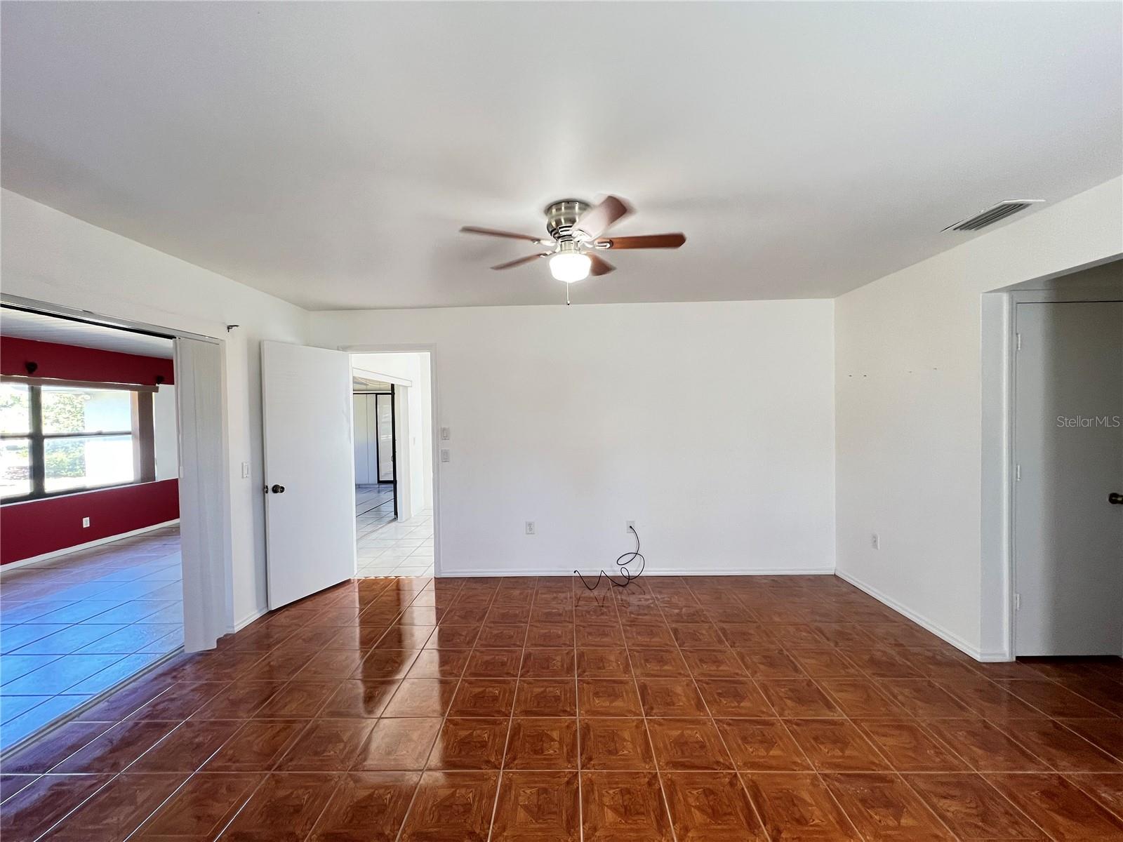 Image 38 of 43 For 23112 Gray Avenue