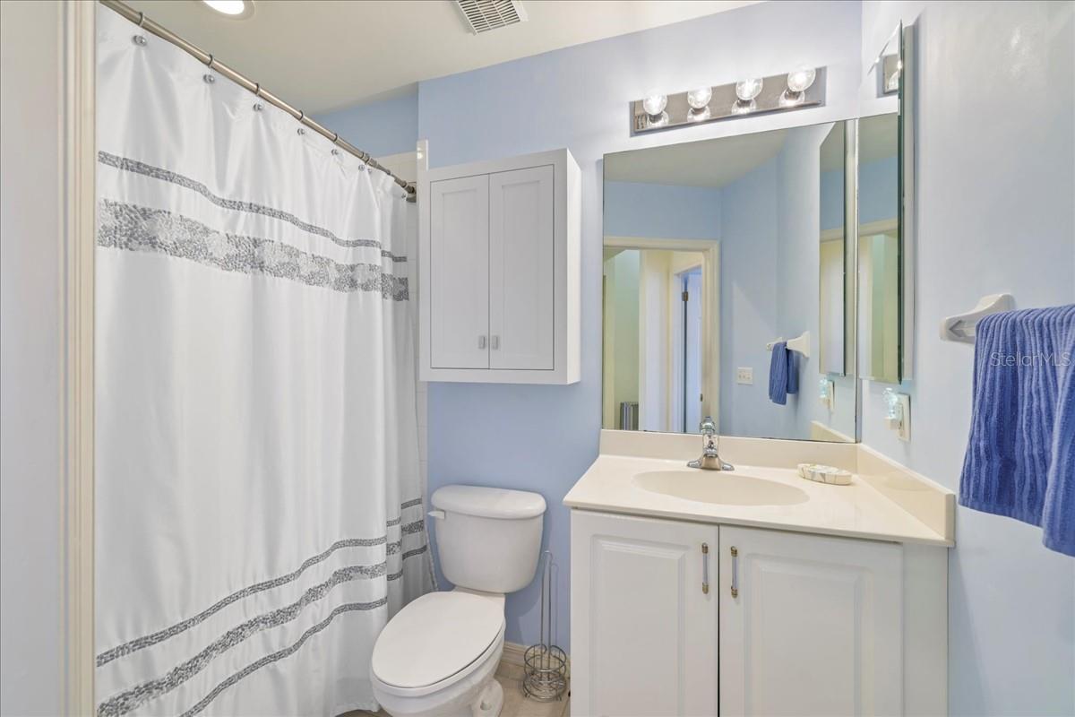 Image 13 of 21 For 12060 Summergate Circle 102