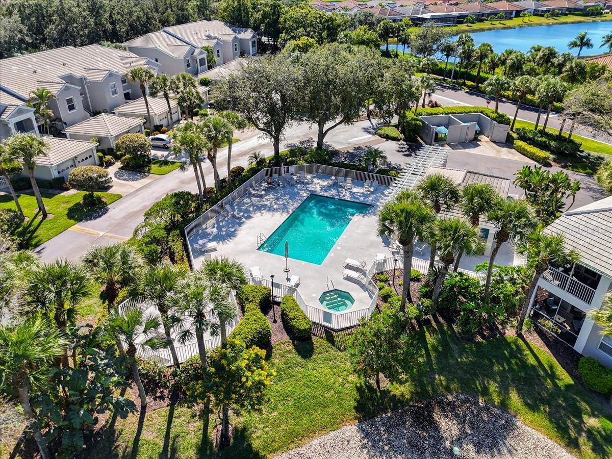 Image 16 of 21 For 12060 Summergate Circle 102