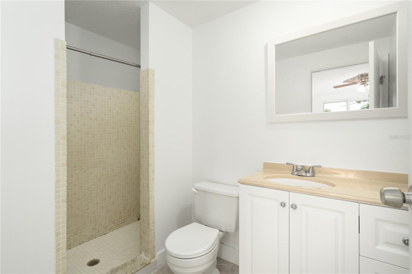 Image 18 of 19 For 22291 Westchester Boulevard 206