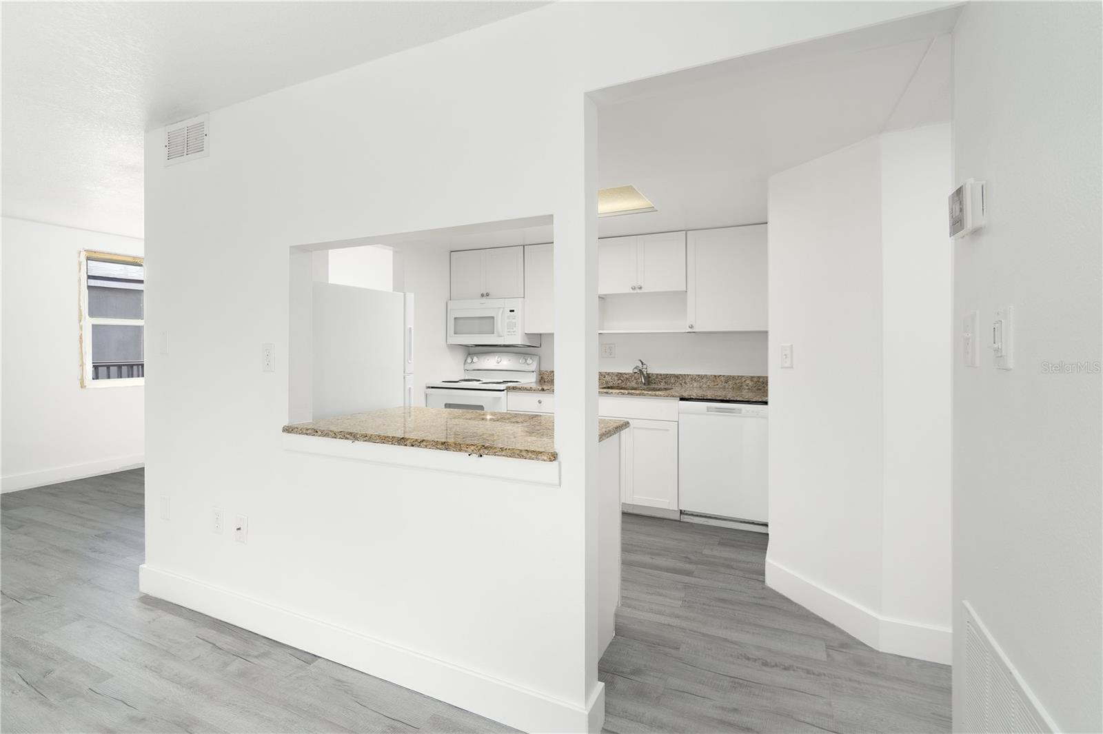 Image 9 of 19 For 22291 Westchester Boulevard 206