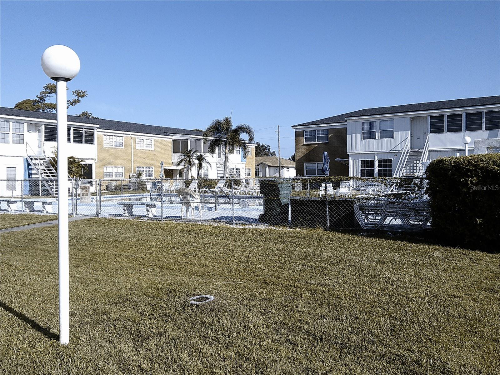 Image 8 of 9 For 4158 Tamiami Trail J1