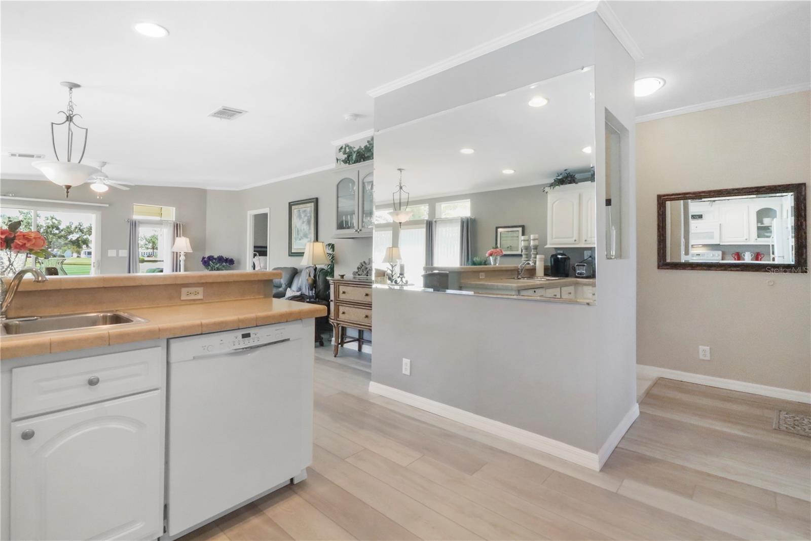 Image 19 of 97 For 2100 Kings Highway 481