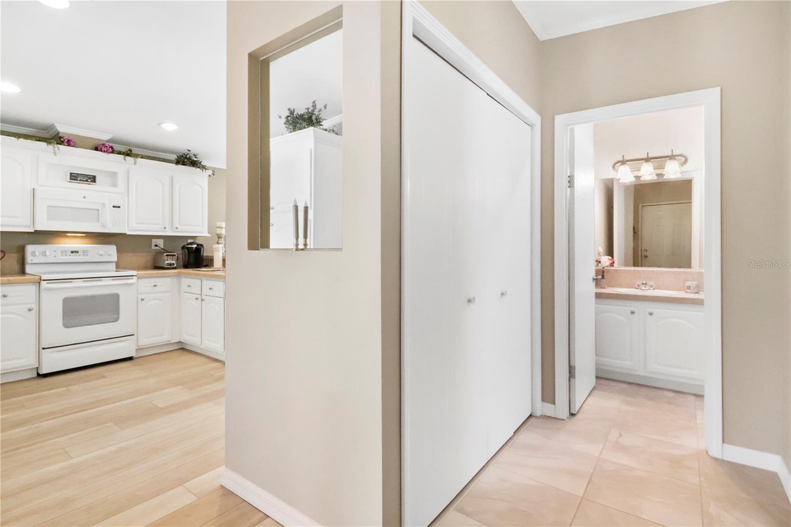 Image 21 of 97 For 2100 Kings Highway 481