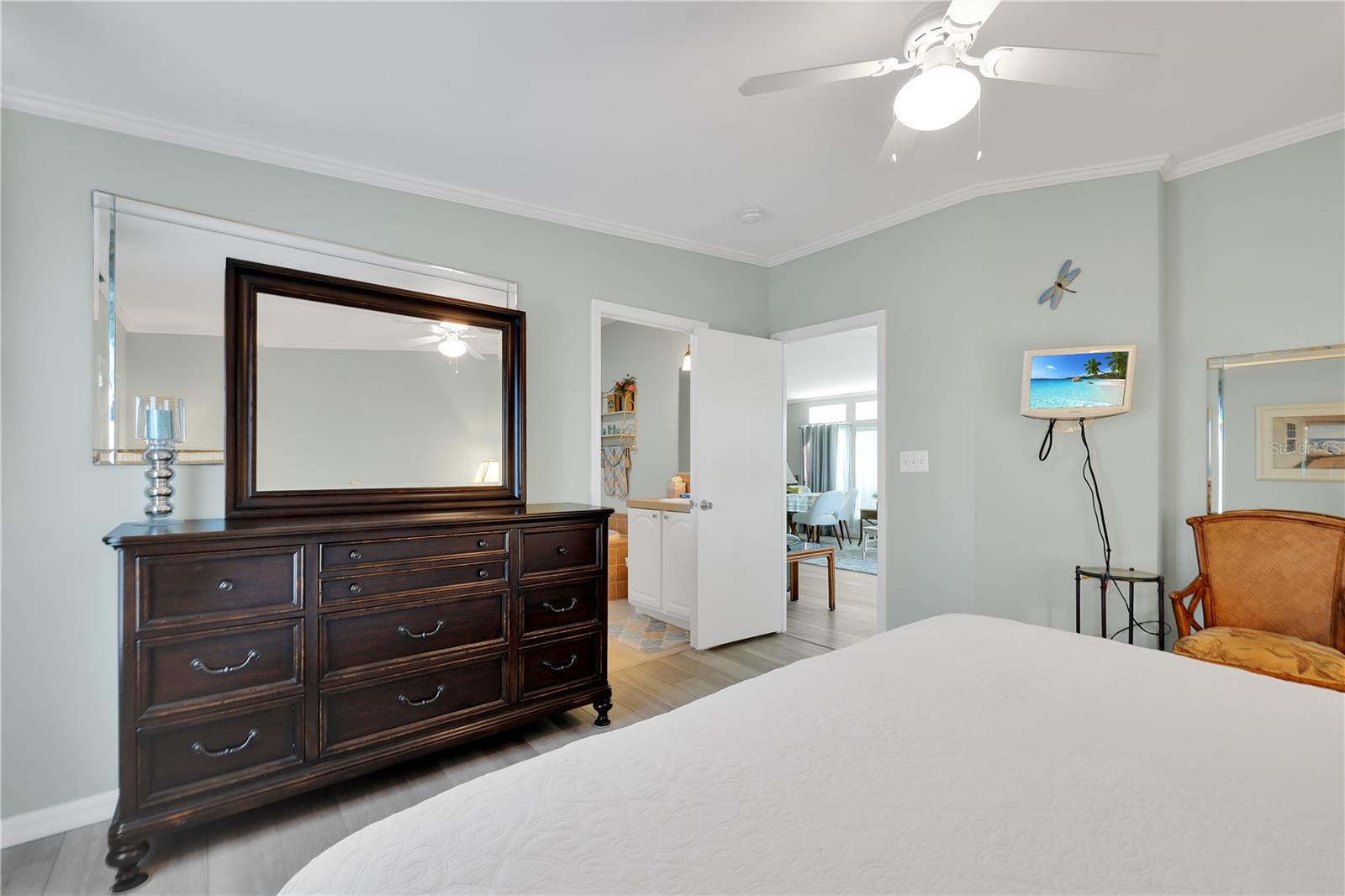 Image 25 of 97 For 2100 Kings Highway 481