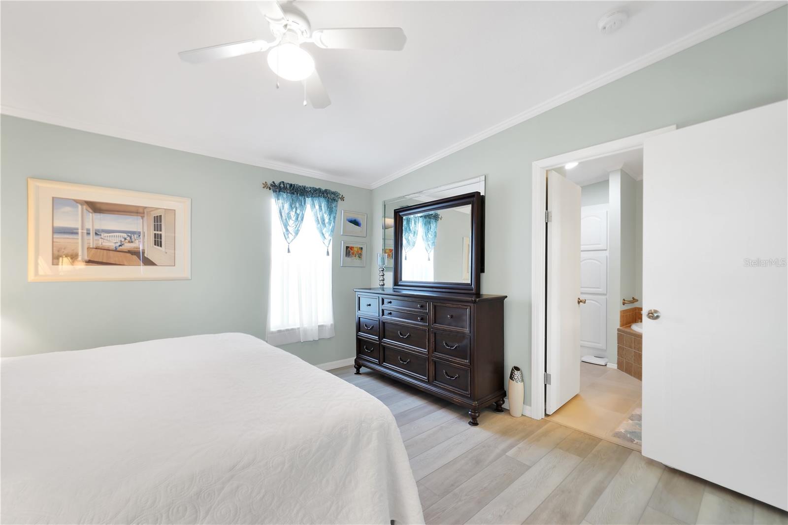 Image 26 of 97 For 2100 Kings Highway 481