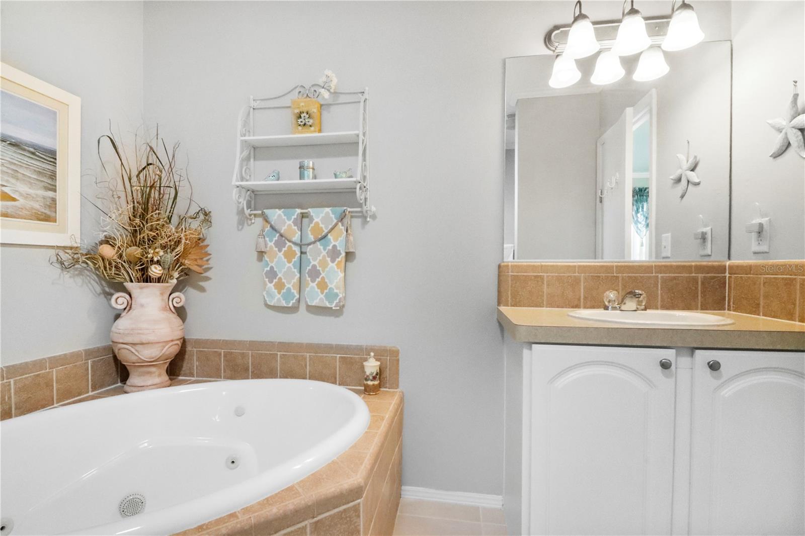 Image 30 of 97 For 2100 Kings Highway 481