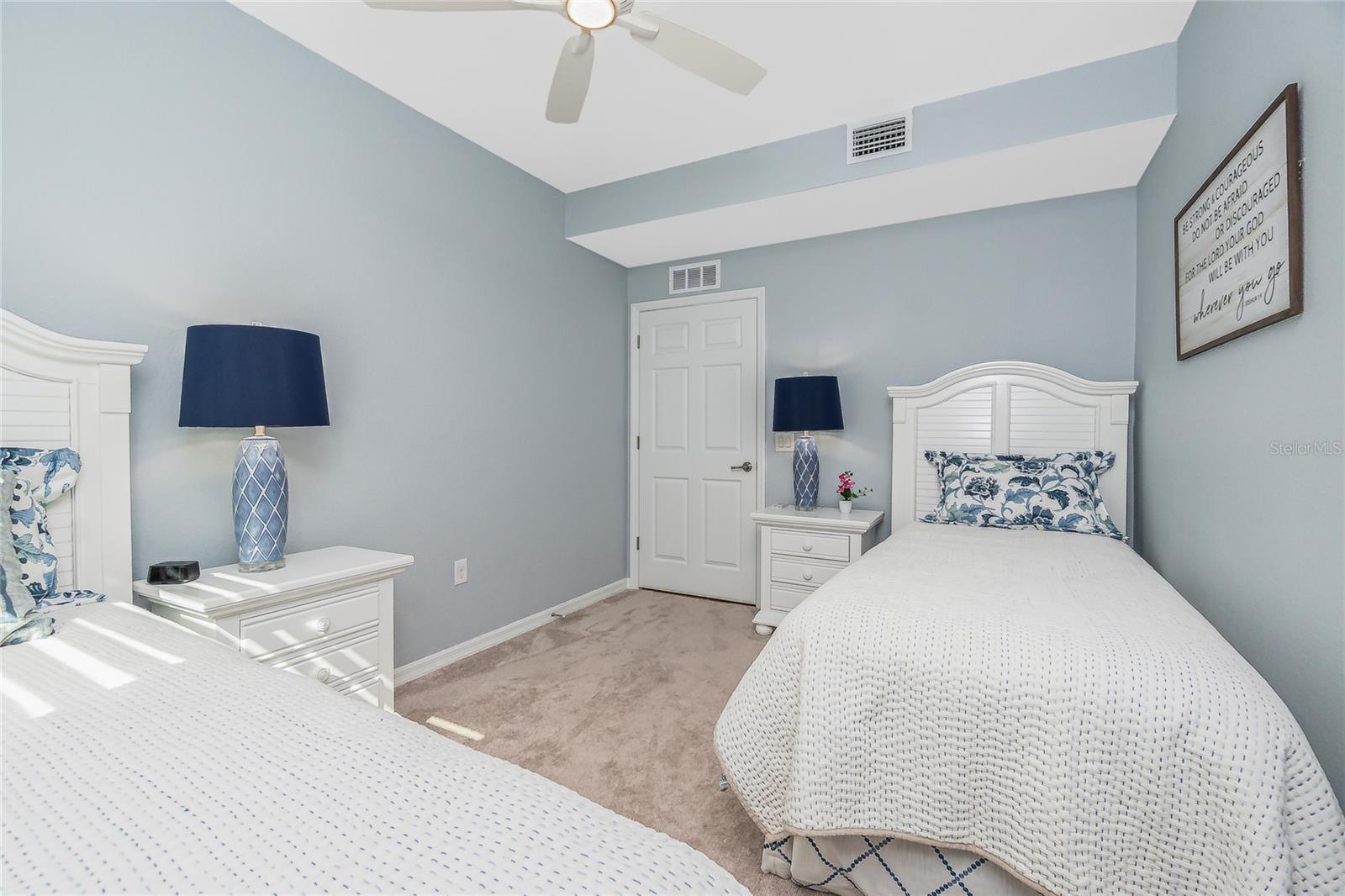 Image 21 of 46 For 14624 Sycamore Court 2511