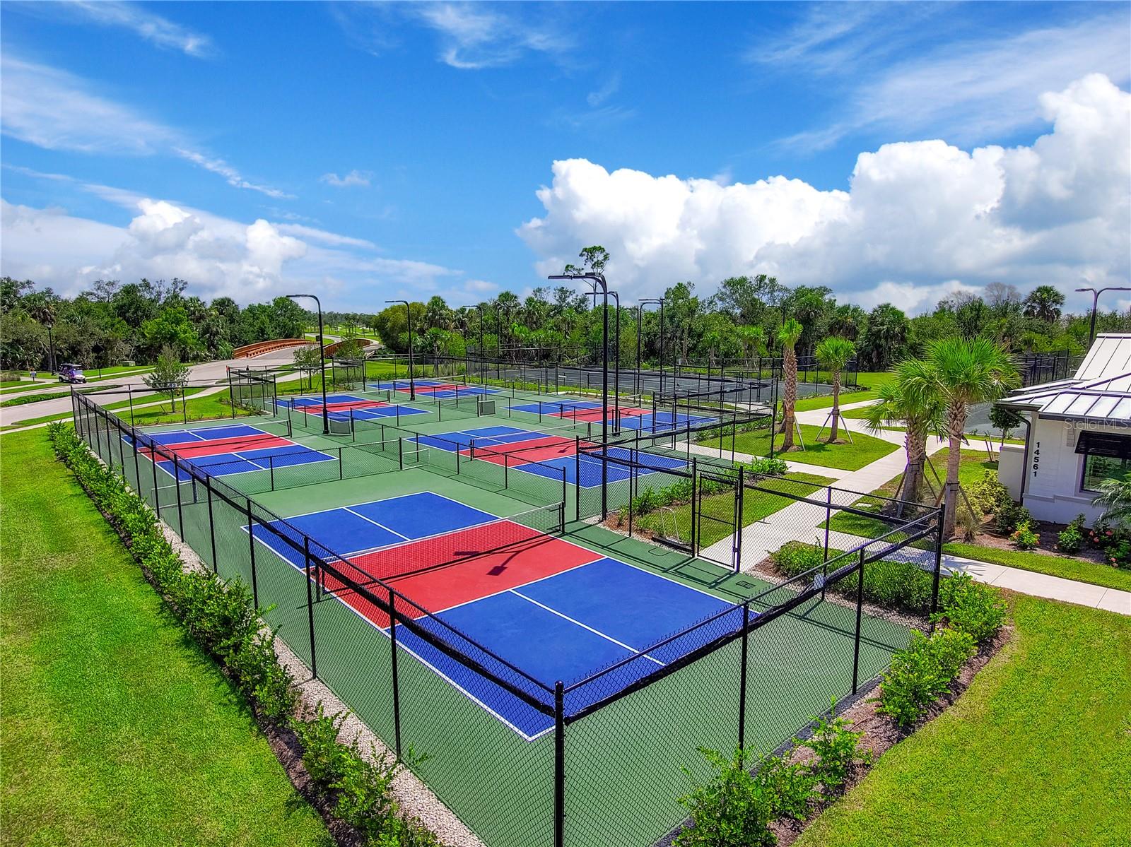 Image 37 of 46 For 14624 Sycamore Court 2511