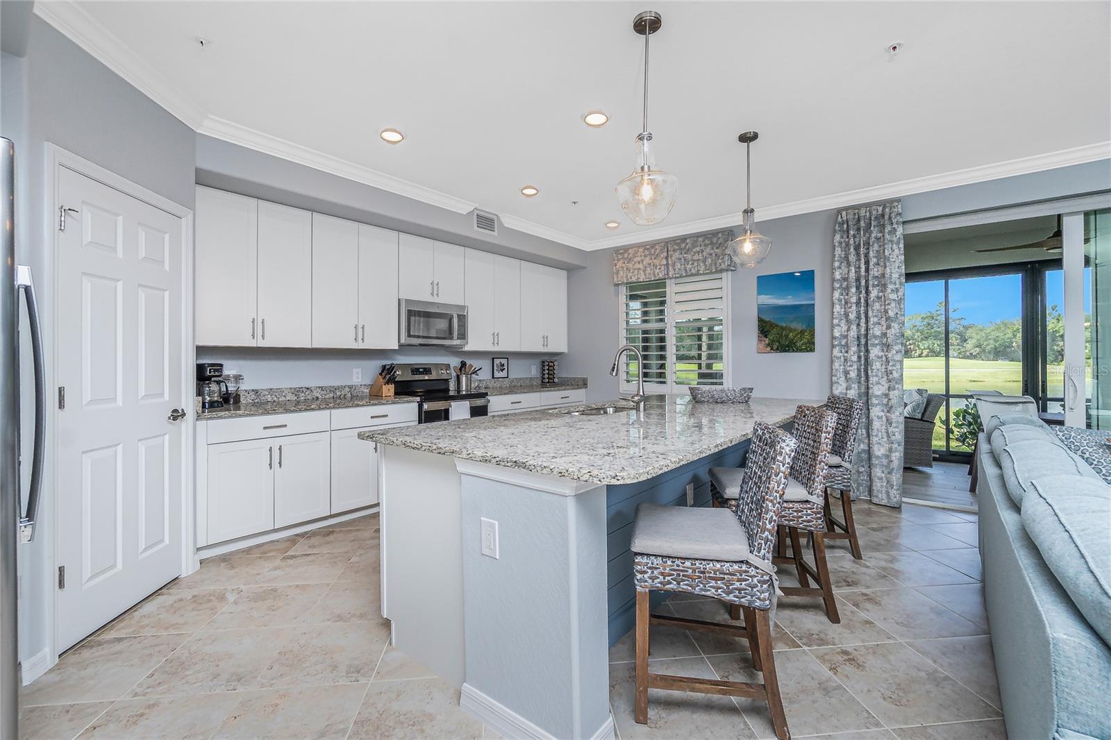 Image 7 of 46 For 14624 Sycamore Court 2511