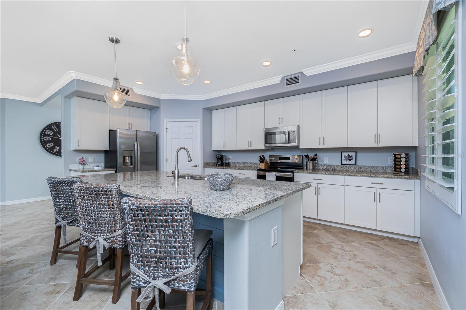 Image 8 of 46 For 14624 Sycamore Court 2511