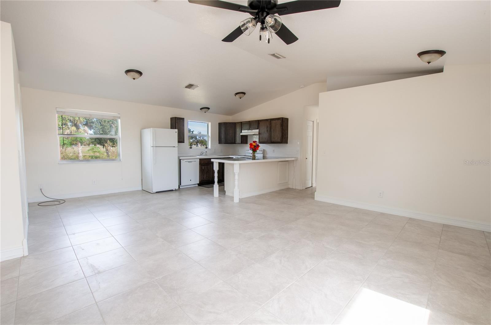 Image 11 of 22 For 114 Bridle Path